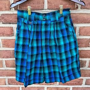 Vintage high waisted dress shorts 7/8